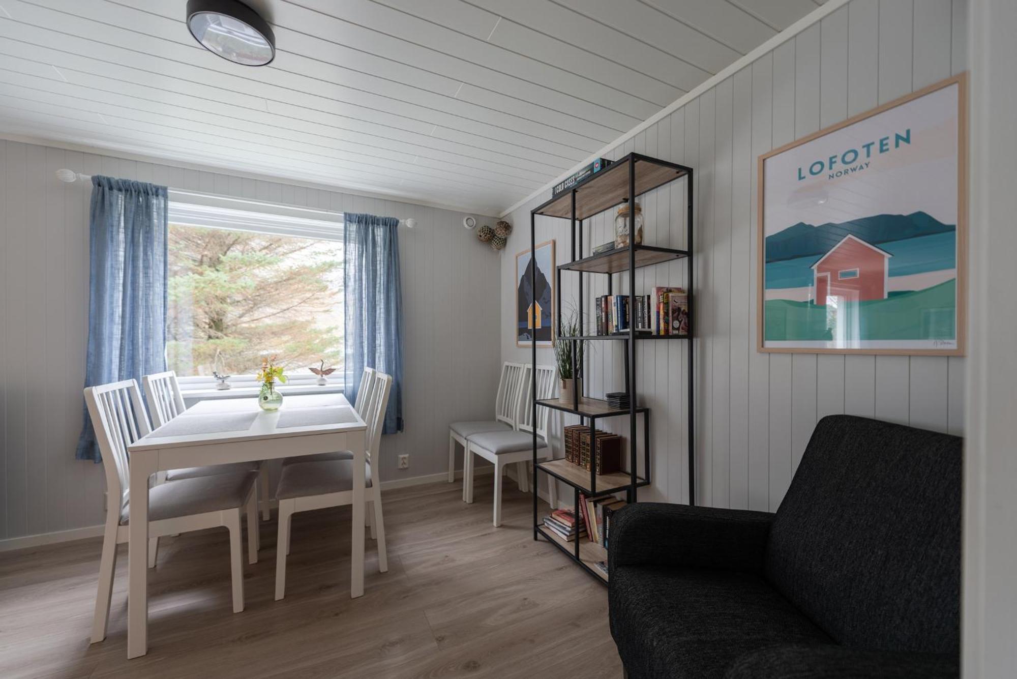 Cozy House By The Fjord In The Heart Of Lofoten Reine Esterno foto